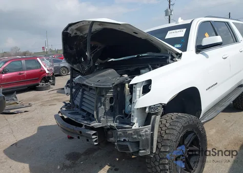 2018 Chevrolet Suburban Lt z USA, uszkodzony, nr VIN 1GNSKHKC9JR160715